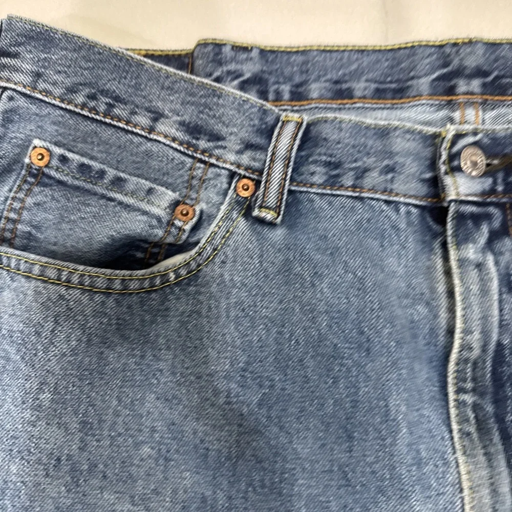 Levi's 550 Men's Relaxed Fit Jeans - Stonewash Blue 40/30‎